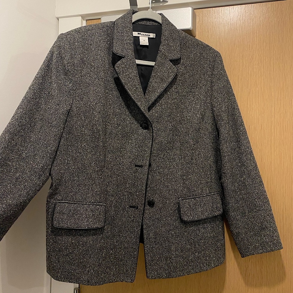 Nygard women’s blazer perfect condition